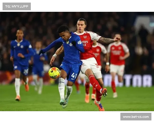 十人切尔西1-1阿森纳，凯塞多直红离场暴露防守隐患